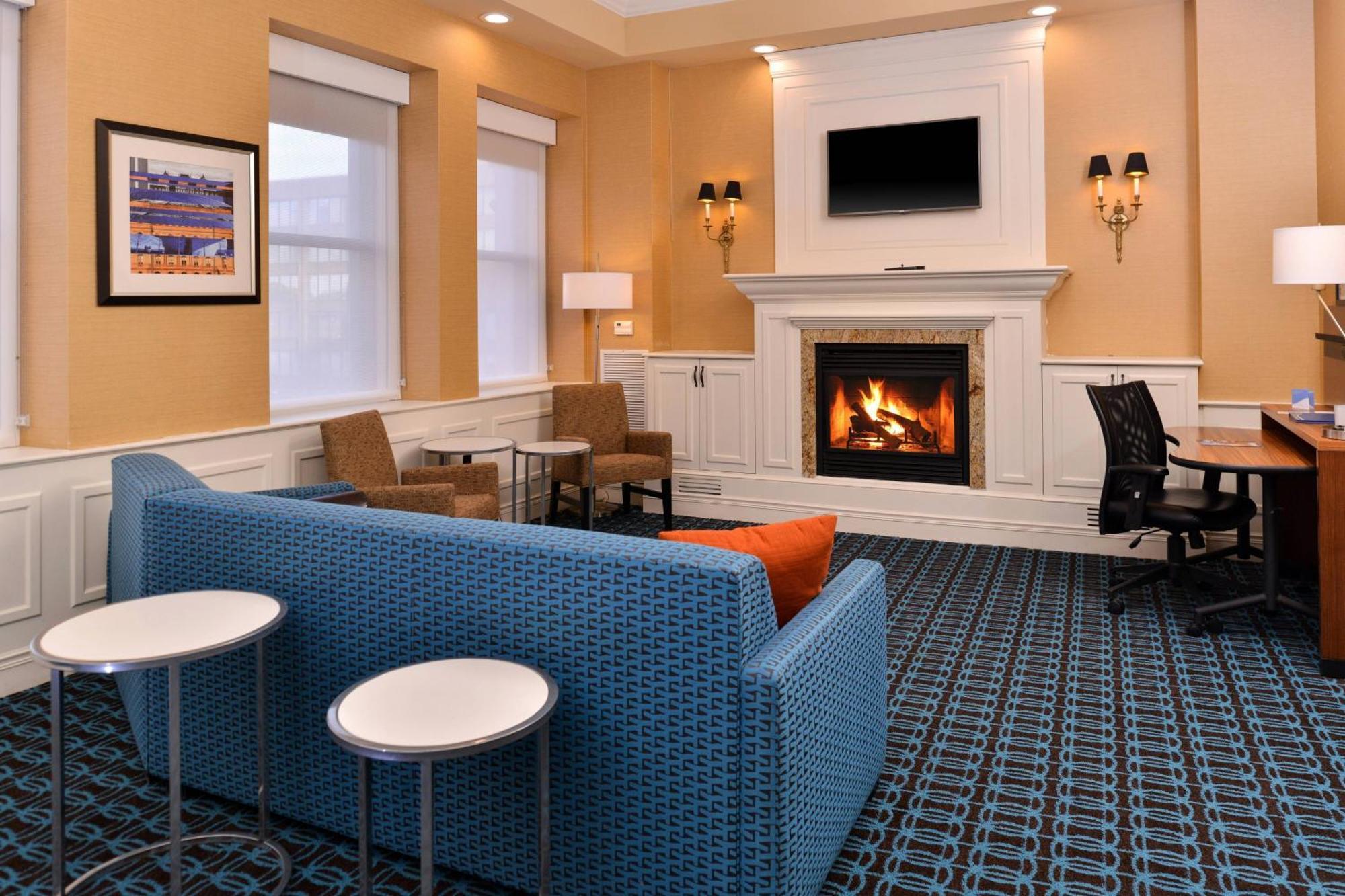 Fairfield Inn & Suites By Marriott Albany Downtown Exteriör bild